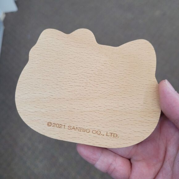 Brand New Japan Sanrio Hello Kitty Wooden Accessories Tray - Picture 4 of 8